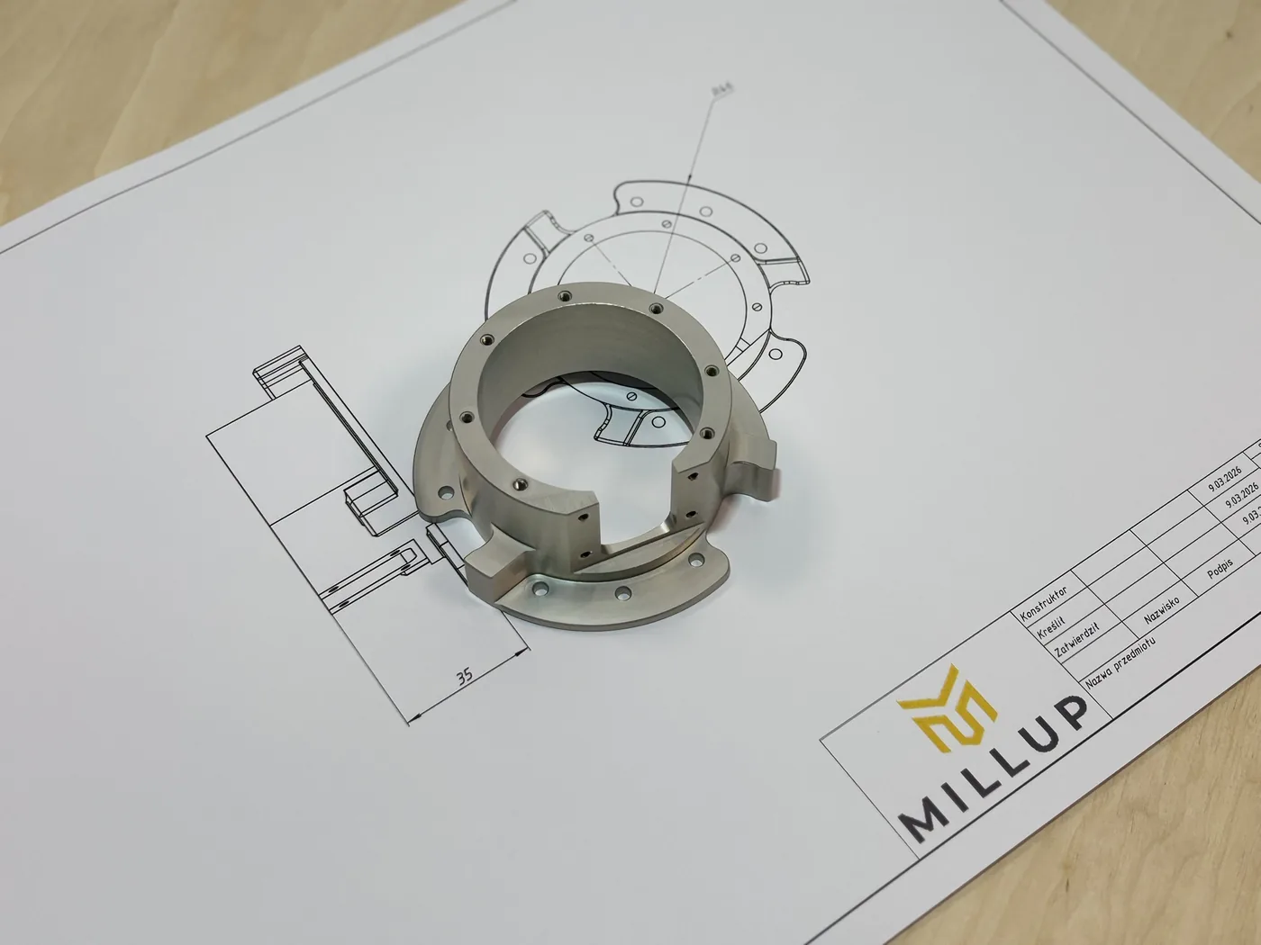 Korpus pierścieniowy z aluminium na rysunku technicznym Millup